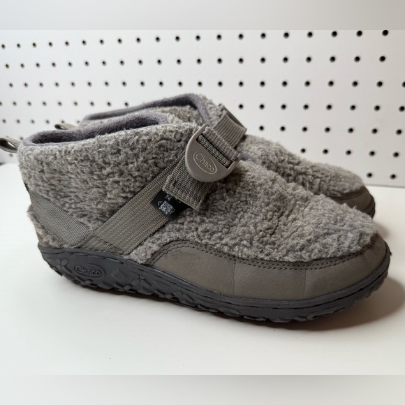Chaco Kids Ramble Fluff Slippers Gray Size 5.5 - Picture 10 of 16